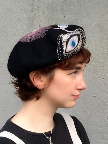 Black fur felt beret - Enigmatic eyes - Tomoko Tahara millinery works
