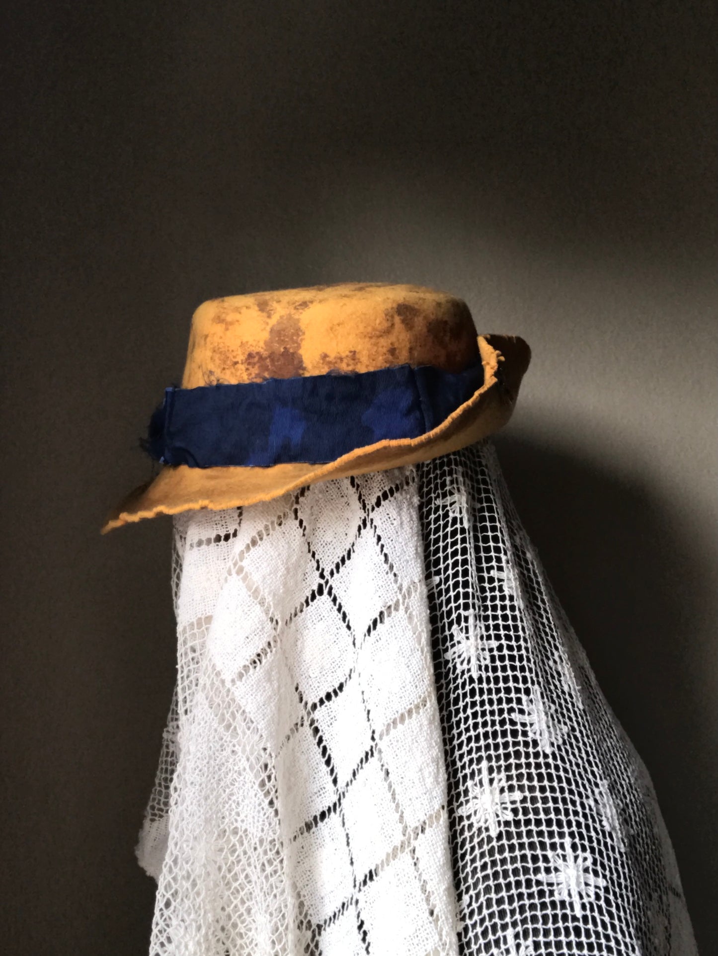 Sure shot -Asymmetrical brim Cowboy hat - Tomoko Tahara millinery works