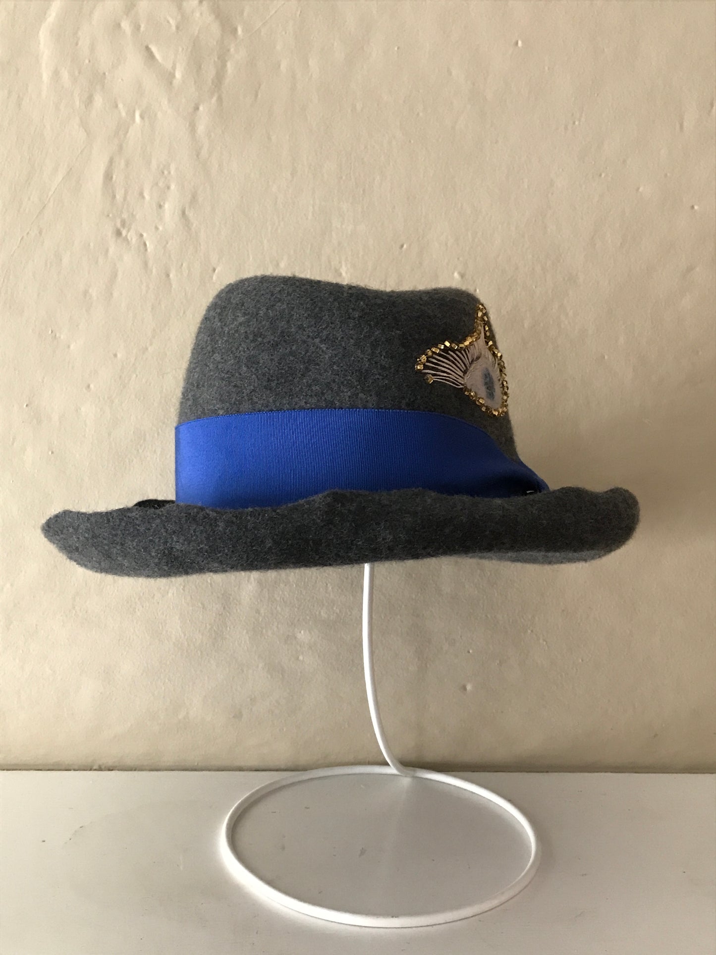 Eye fedora hat  - Tomoko Tahara millinery works