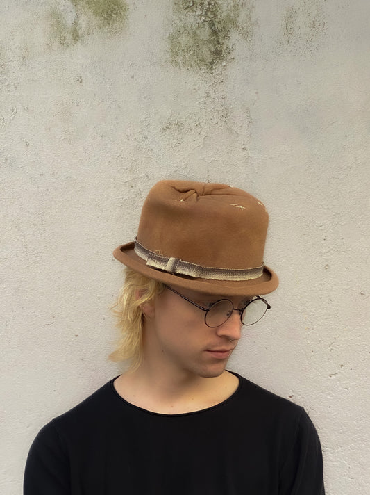Distressed fur felt hat - Beatnik - Tomoko Tahara millinery works