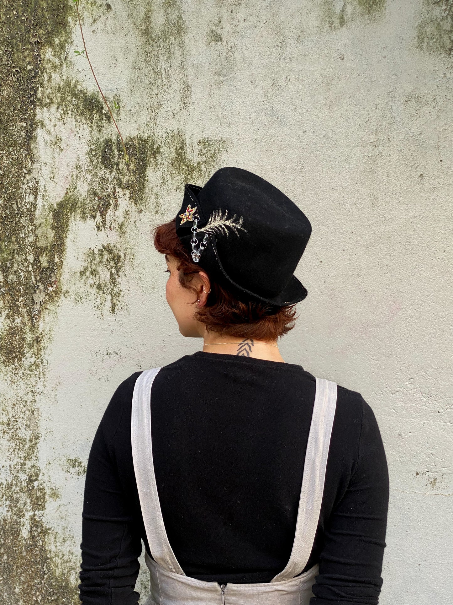 Shallow top hat -  Drifters - bygone era pirates inspired hat - Tomoko Tahara millinery works