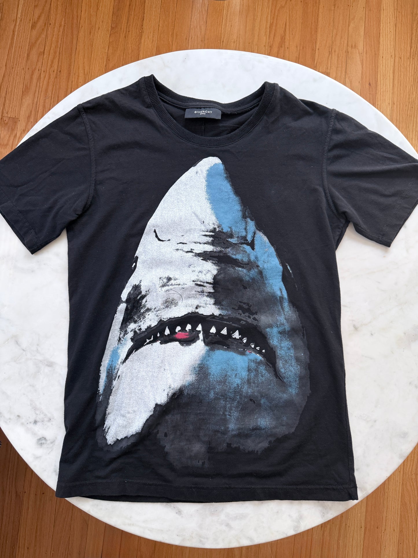 Givenchy Shark T-Shirt size women XS cotton 100%