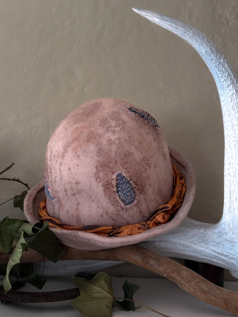 Mud aged fur felt bowler hat, mud aged - Tomoko Tahara millinery works