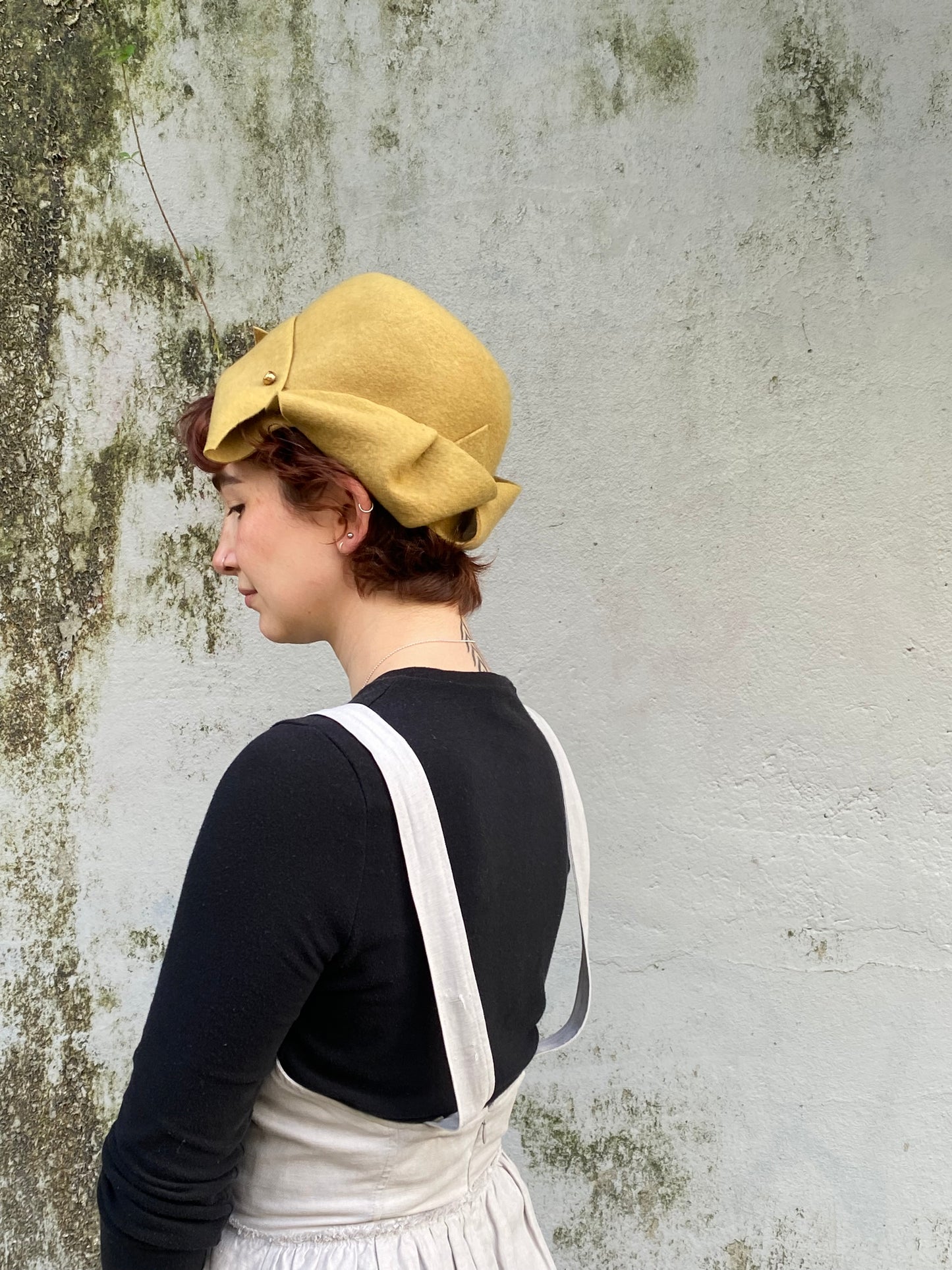 Folded asymmetrical fur felt hat - Origami - mustard yellow - Tomoko Tahara millinery works